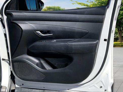 Used 2025 Hyundai Tucson SEL image 28