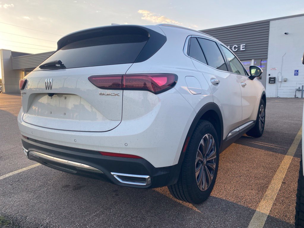 Used 2024 Buick Envision Preferred AWD/4WD image 7