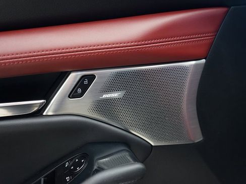 Used 2020 MAZDA MAZDA3 Hatchback w/ Premium Package image 24