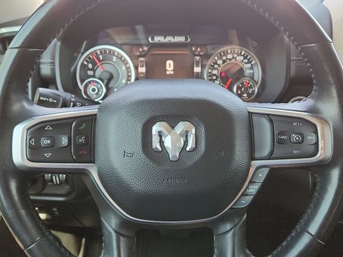 Used 2022 RAM 1500 Laramie AWD/4WD image 26