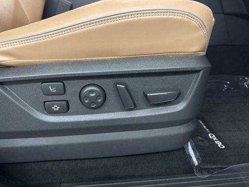 Certified 2025 INFINITI QX80 Sensory image 51