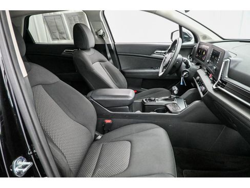 Certified 2023 Kia Sportage LX AWD/4WD image 17