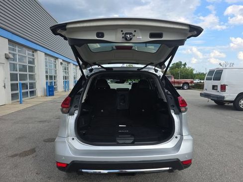 Used 2020 Nissan Rogue SL FWD image 13