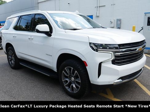 Used 2022 Chevrolet Tahoe LT w/ Luxury Package image 2