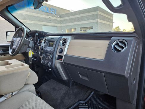Used 2014 Ford F150 XLT w/ Equipment Group 302A Luxury image 19