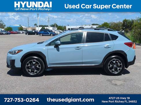 Used 2018 Subaru Crosstrek 2.0i Premium AWD/4WD image 2