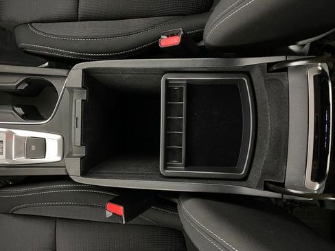 Used 2024 Subaru Ascent Premium w/ Convenience Package image 28