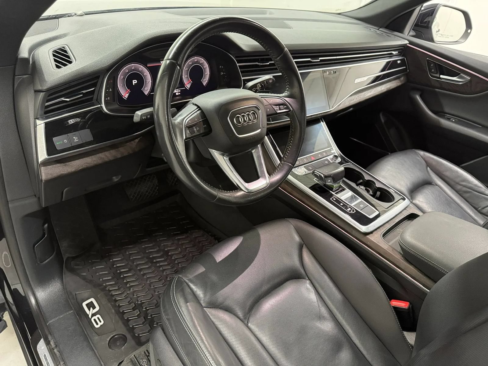 Used 2019 Audi Q8 Premium Plus w/ Premium Plus AWD/4WD image 10