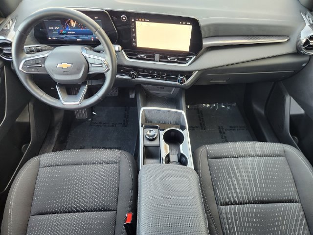 Used 2026 Chevrolet Equinox LT FWD image 27