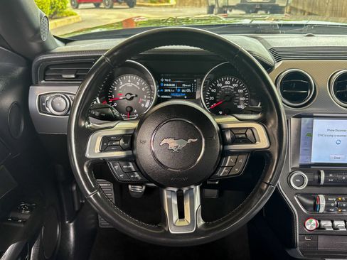 Used 2022 Ford Mustang GT w/ Equipment Group 301A RWD image 30