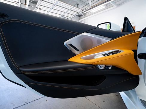 Used 2021 Chevrolet Corvette Stingray Preferred Conv w/ Battery Protection Package RWD image 29