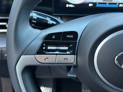 Certified 2023 Hyundai Elantra SEL w/ Convenience Package FWD image 19
