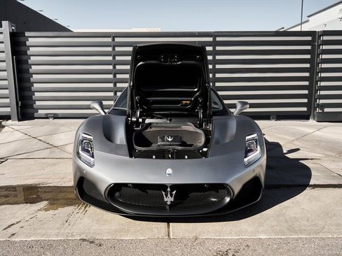 Used 2023 Maserati MC20 Spyder RWD image 20