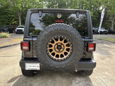 New 2026 Jeep Wrangler Sport AWD/4WD image 25