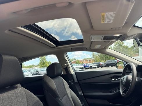 Certified 2024 Honda Accord EX image 19