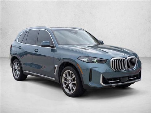 Certified 2024 BMW X5 sDrive40i w/ Parking Assistance Package RWD image 3