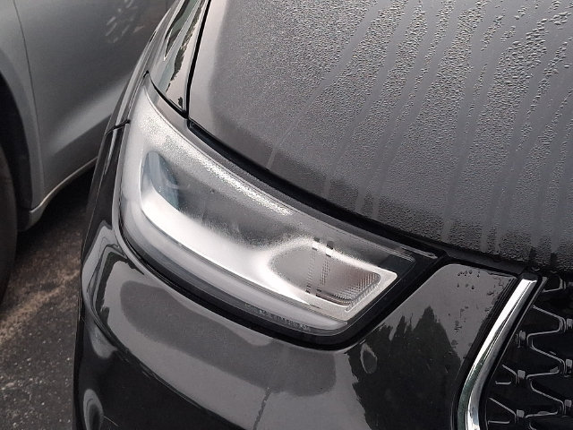 Used 2023 Chrysler Pacifica Touring-L FWD image 5