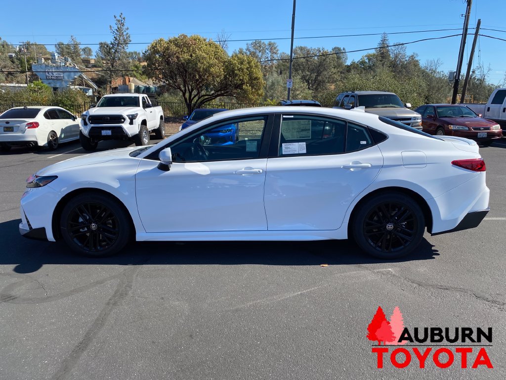New 2026 Toyota Camry SE FWD image 8