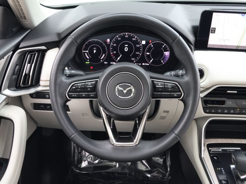 Used 2024 MAZDA CX-90 Plug-In Hybrid w/ Premium Plus AWD/4WD image 27