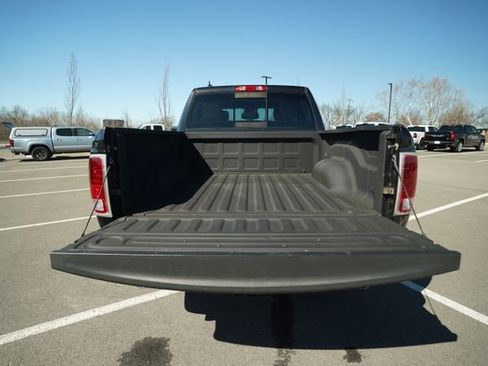 Used 2016 RAM 1500 Laramie w/ Convenience Group image 17