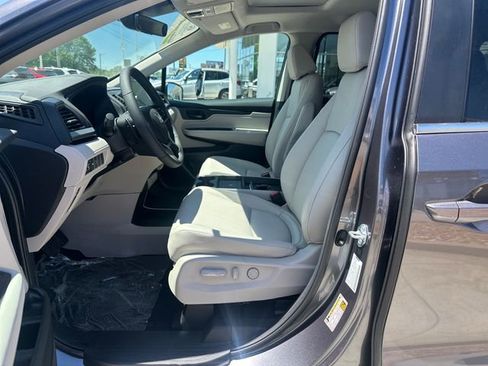 New 2026 Honda Odyssey EX-L image 9