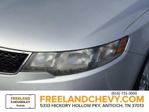 Used 2011 Kia Forte EX w/ Tech Pkg image 10