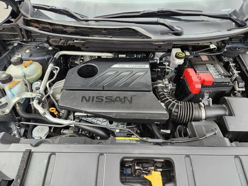 Used 2023 Nissan Rogue SV image 12