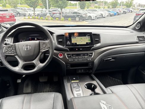 Used 2024 Honda Passport TrailSport image 29
