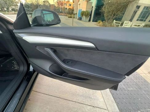 Used 2023 Tesla Model 3 Standard Range RWD image 18