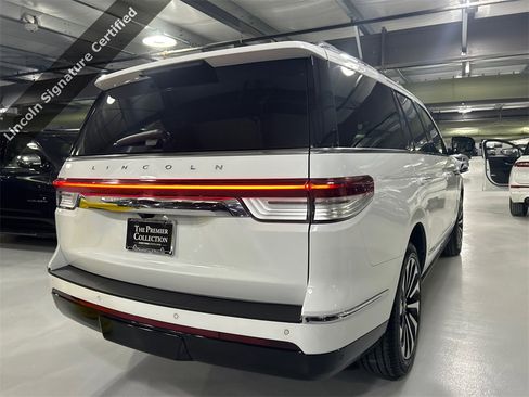 Certified 2023 Lincoln Navigator Reserve image 2