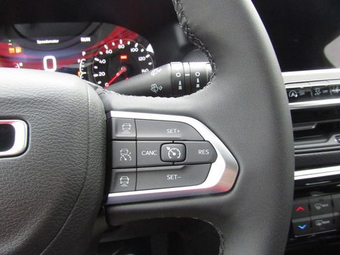 New 2026 Jeep Compass Limited AWD/4WD image 12