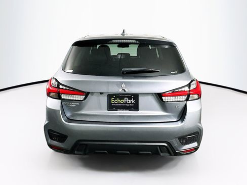 Used 2025 Mitsubishi Outlander Sport SE image 7