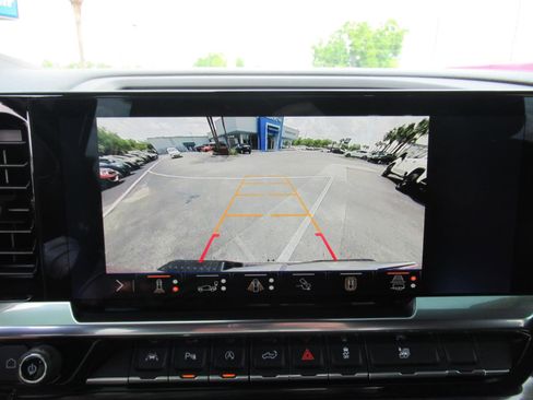 Used 2024 Chevrolet Silverado 1500 LTZ w/ LTZ Convenience Package II image 29