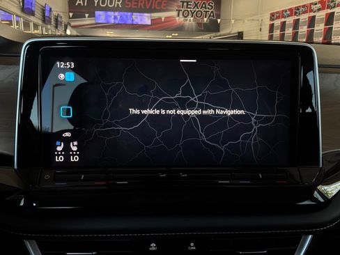 Used 2026 Volkswagen Atlas SE FWD image 36