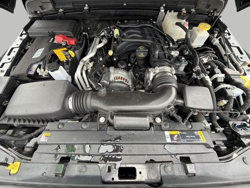 Used 2023 Jeep Gladiator Mojave w/ LED Lighting Group AWD/4WD image 61