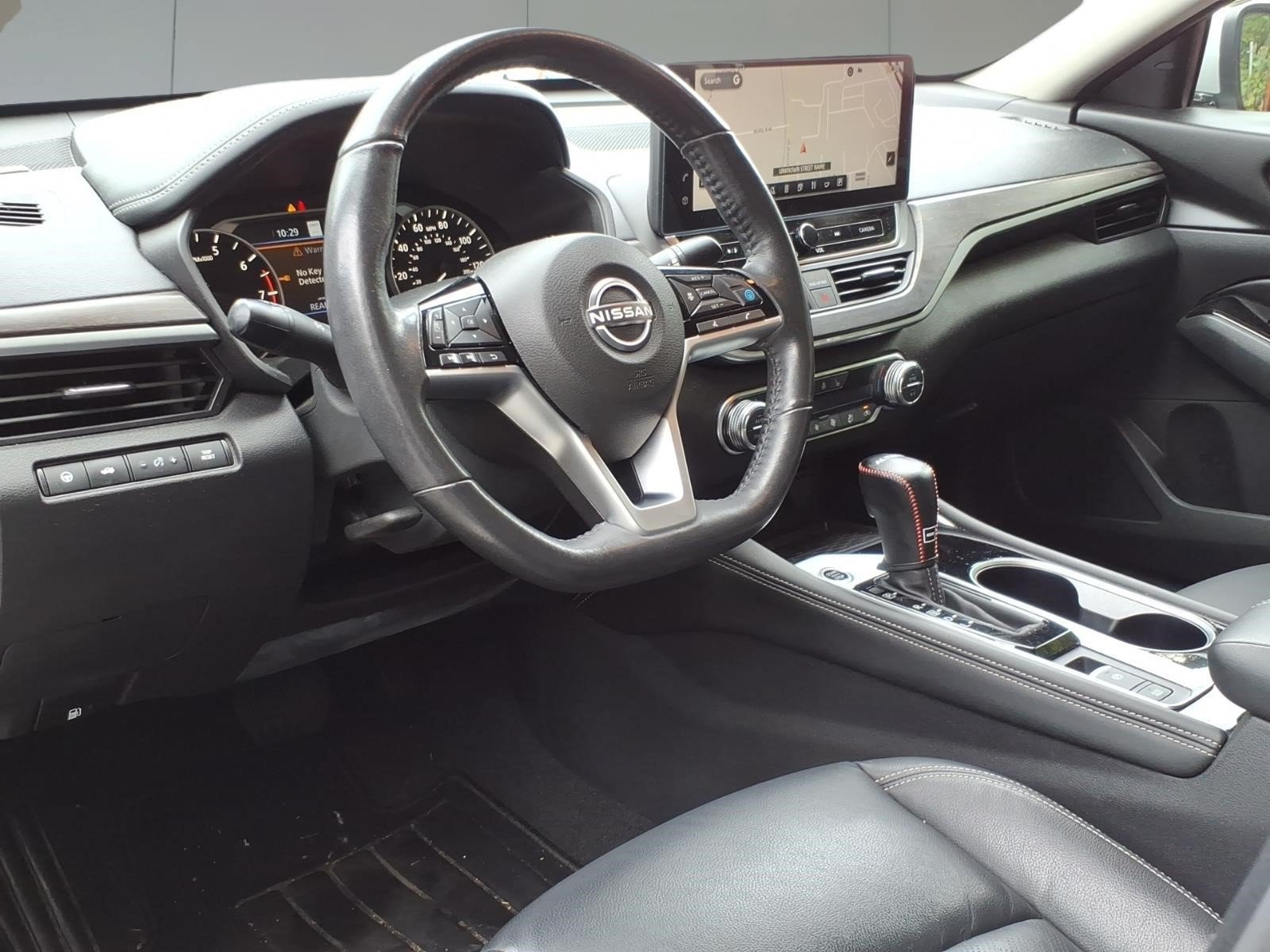 Used 2024 Nissan Altima 2.5 SL AWD/4WD image 11