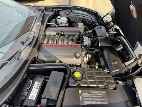 Used 2000 Chevrolet Corvette Convertible w/ Memory Pkg image 46