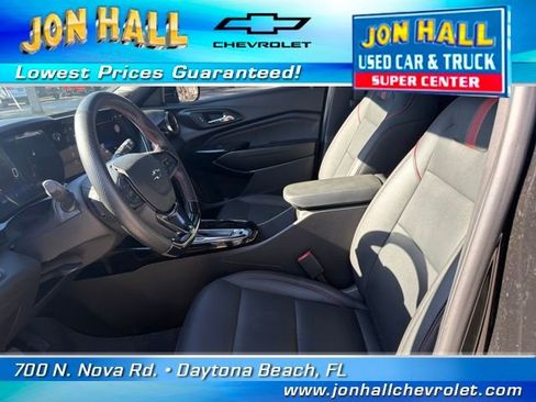 Used 2025 Chevrolet Trax RS w/ Sunroof Package image 15