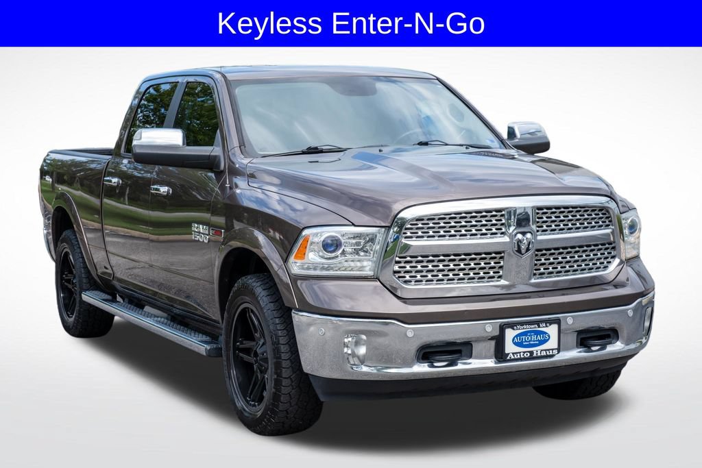 Used 2018 RAM 1500 Laramie w/ Convenience Group AWD/4WD image 10
