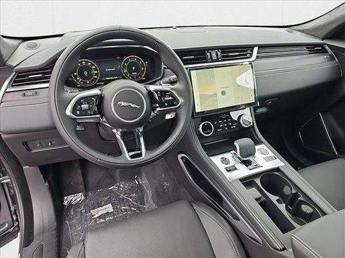 New 2026 Jaguar F-PACE R-Dynamic S AWD/4WD image 14