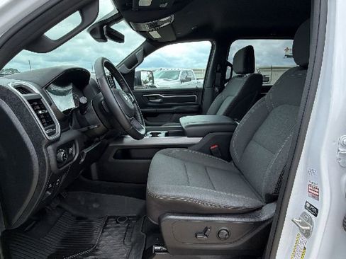 Used 2023 RAM 1500 Lone Star AWD/4WD image 13