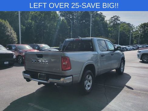 Used 2025 RAM 1500 Big Horn AWD/4WD image 5