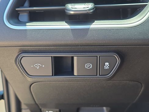 New 2026 Kia K4 FWD image 28