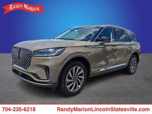 New 2026 Lincoln Aviator AWD image 1