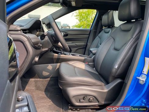 New 2025 Jeep Compass Limited w/ Sun & Sound Group image 27