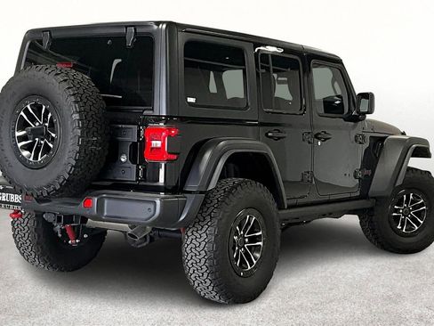 Used 2024 Jeep Wrangler Unlimited Rubicon w/ XTREMEE 35" Tire Package AWD/4WD image 5