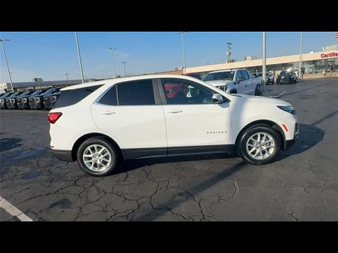 Certified 2023 Chevrolet Equinox LT image 9