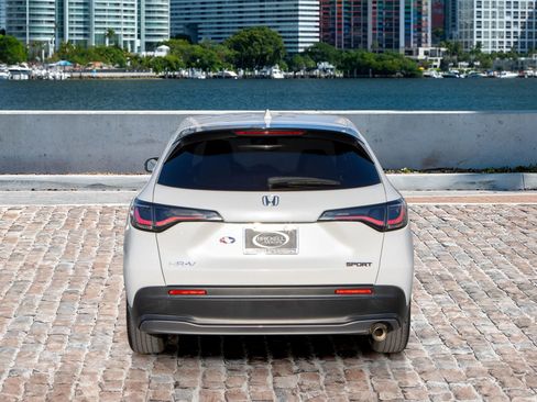 Certified 2023 Honda HR-V Sport image 6