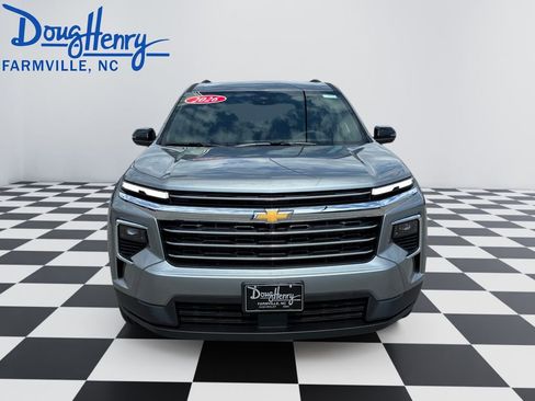 New 2026 Chevrolet Traverse LT w/ Driver Confidence Package FWD image 8