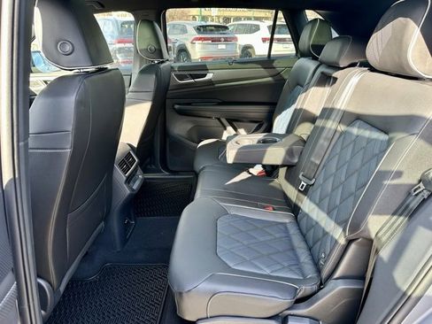 New 2025 Volkswagen Atlas Cross Sport SEL Premium R-Line image 17